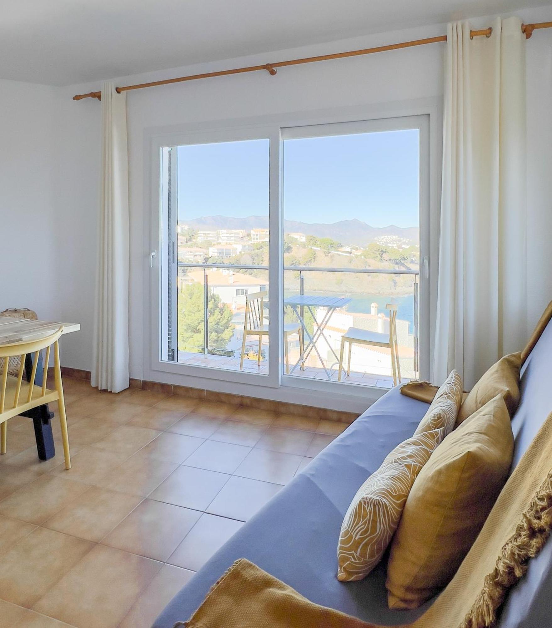 Majordoms - Apartment Cau Del Llop, Льянсса Экстерьер фото